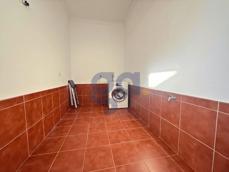 gran-casa-en-venta-en-villarrasa_grupo-afinca-inmobiliaria-huelva_428