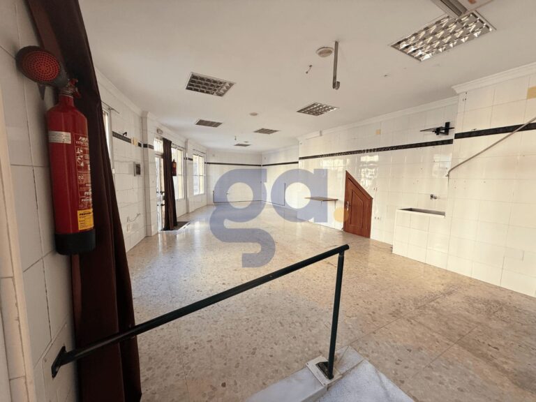 local-comercial-en-venta-en-la-palma-del-condado_439