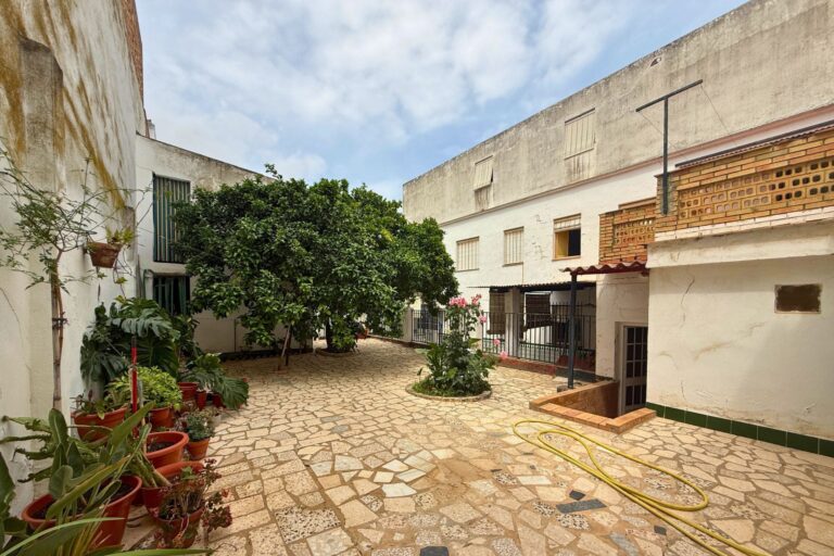 gran-casa-en-venta-en-villalba-del-alcor_grupo-afinca-inmobiliaria-huelva