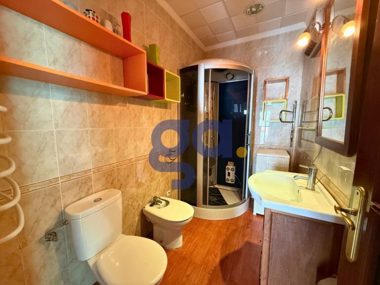 solar-con-apartamento-en-venta-en-la-palma-del-condado_04