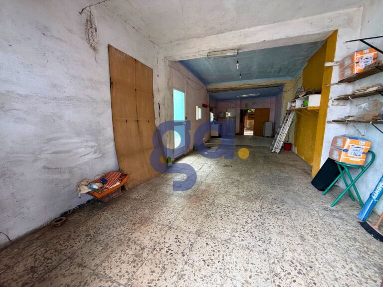 solar-con-apartamento-en-venta-en-la-palma-del-condado_06